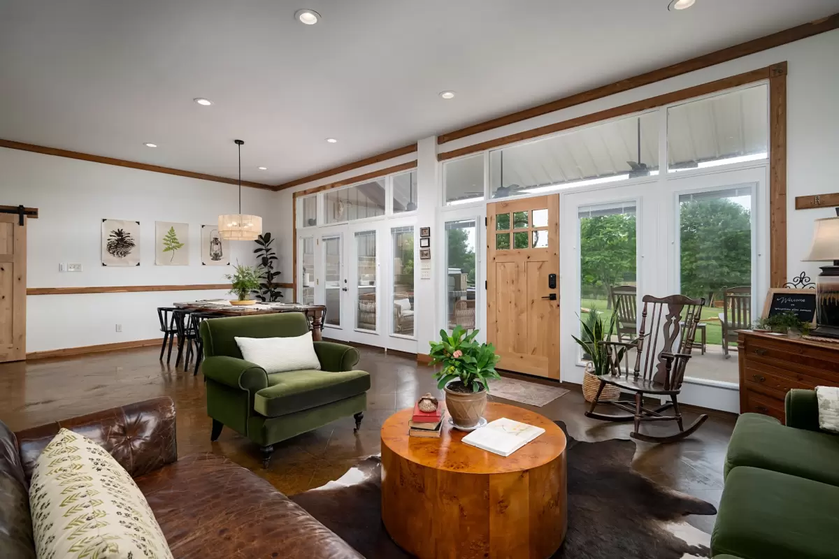 Couples Retreat East Texas | Private Cabin for Two